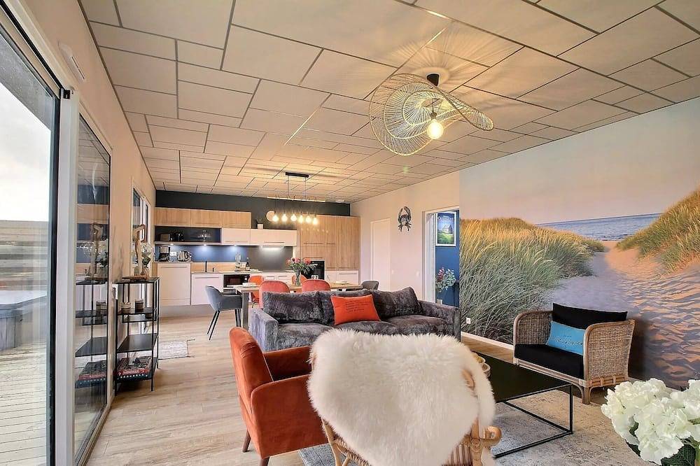 La Villa de Pen ar Menez - Maison 6 pers avec spa privé – proche plages in Plouider, Région de Brest