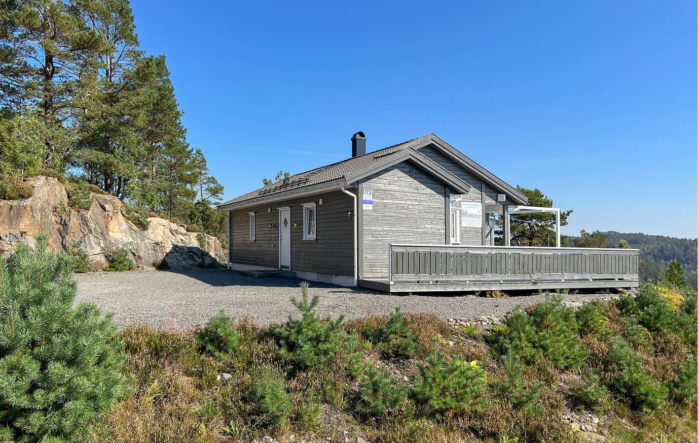 Ferienhaus für 6 Personen mit Terrasse in Lyngdal