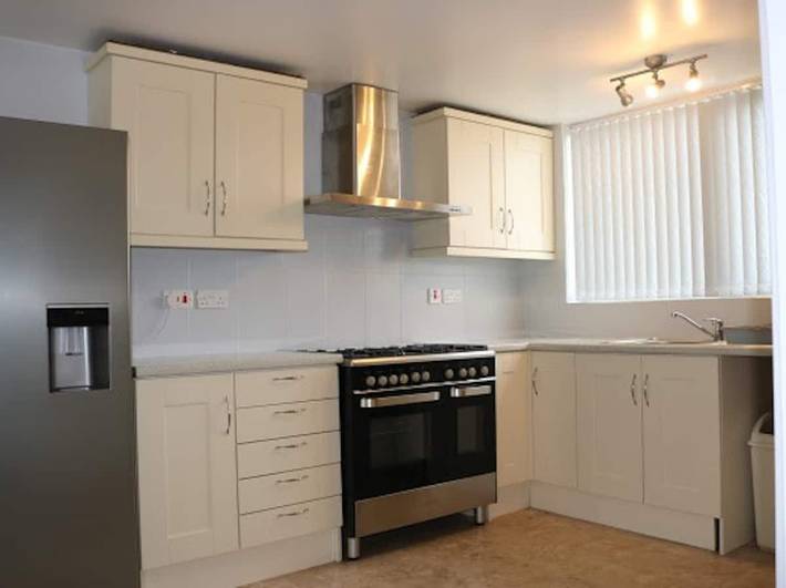 12 Guests 5-Bedroom House in Central Birmingham in Birmingham, Birmingham e dintorni