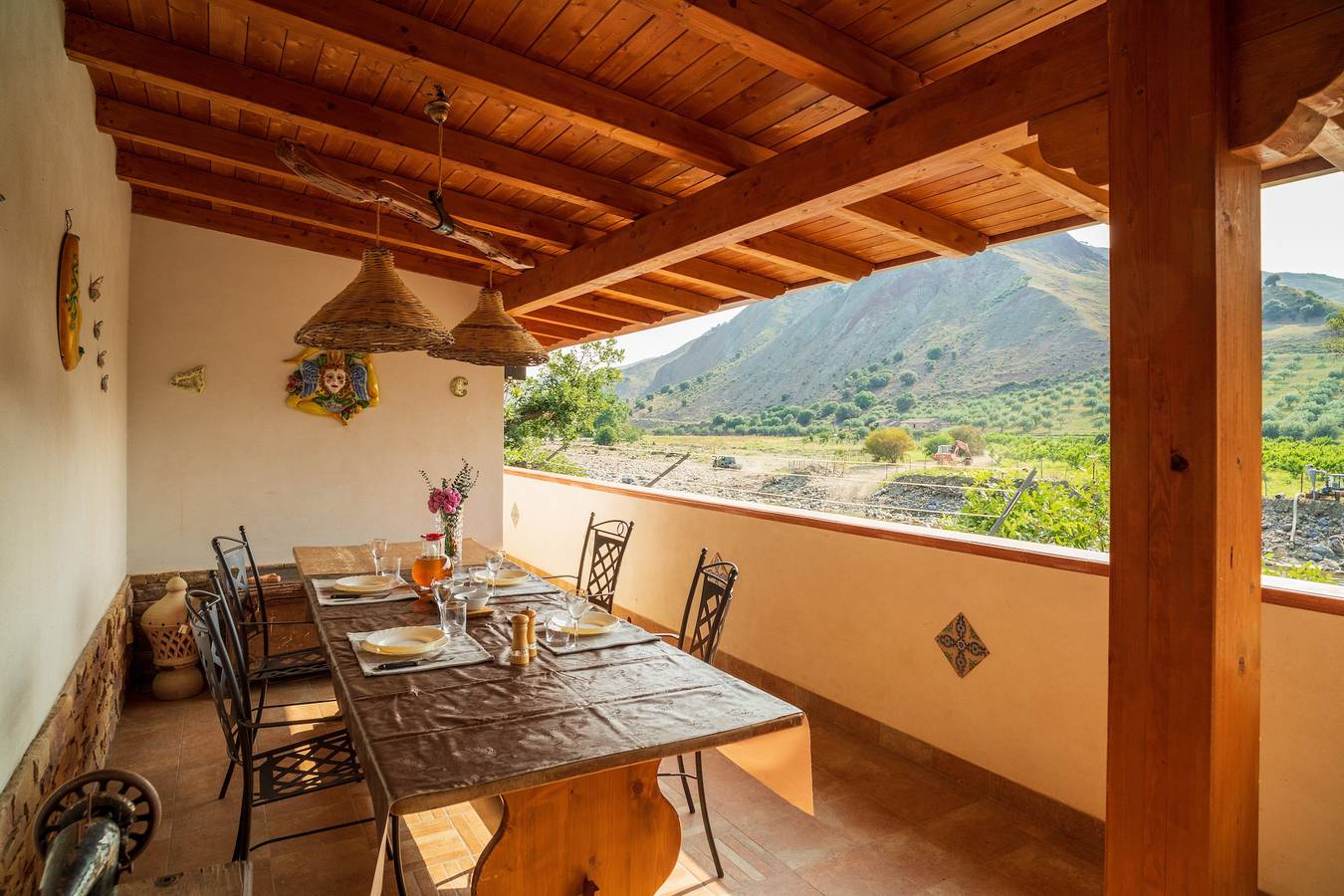 Ferienhaus 'Teleferica' mit Bergblick, Wlan und Klimaanlage in Randazzo, Ätna