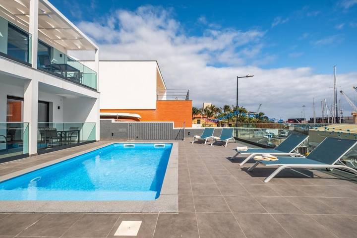 Gîte pour 4 personnes, avec Balcon et Terrasse ainsi que Piscine et Vue à Caniçal - 4