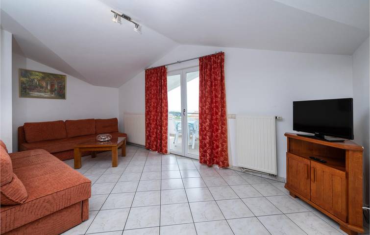 Ferienwohnung für 4 Personen, mit Pool und Garten in Pjescana Uvala - 3