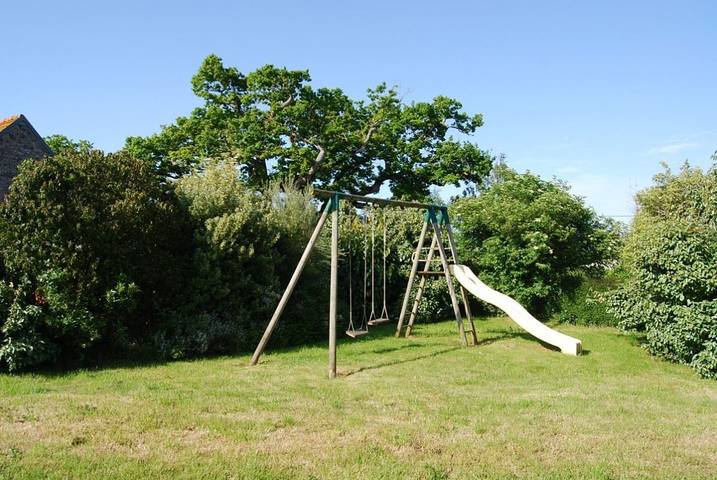 Gîte für 6 Personen, mit Terrasse und Garten in Erquy - 4