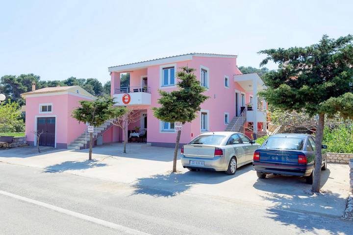 Ferienwohnung für 4 Personen, mit Terrasse auf Dugi Otok