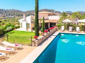 Villa in Selva, Mallorca Inselmitte für 12 