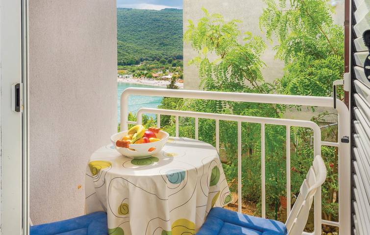 Apartamento vacacional entero, Acogedor apartamento de 1 dormitorio a 200 m de la playa, con terraza y wifi in Rabac, Labin-Rabac