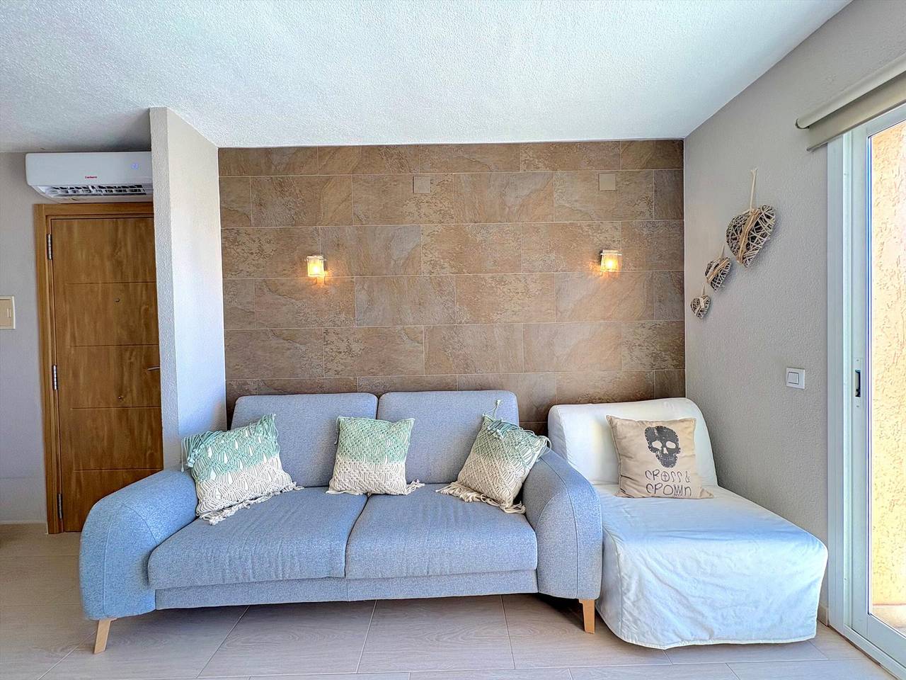 Ganze Wohnung, Familienapartment in Benitachell mit Garten und Pool in La Cumbre del Sol, Poble Nou de Benitatxell