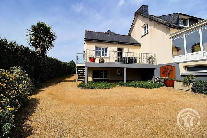 Gîte pour 2 personnes, avec jardin à Plouha