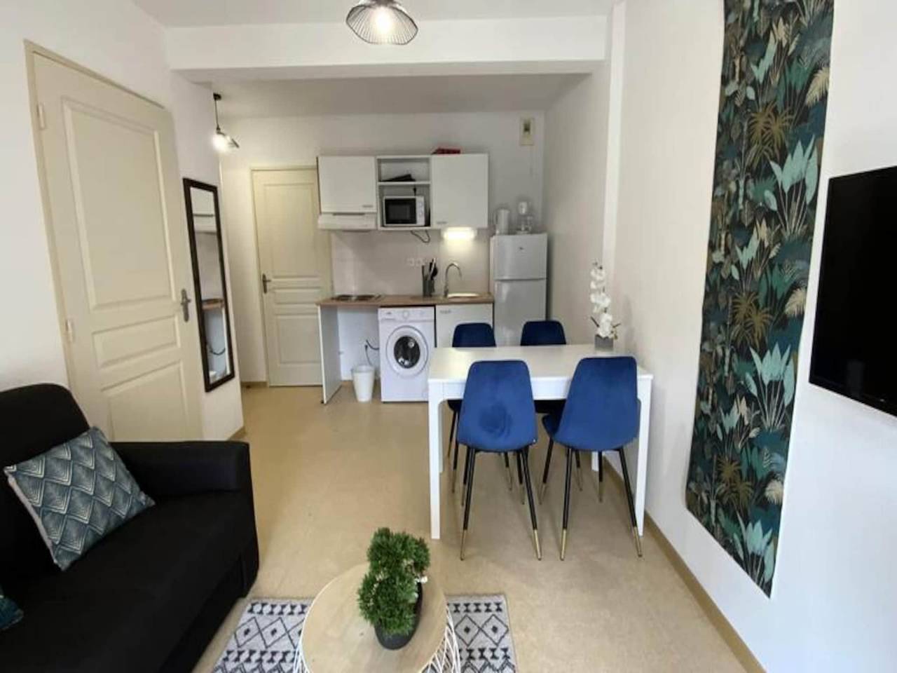 Entire apartment, Apartments for 5 people in Avène, Lodève region