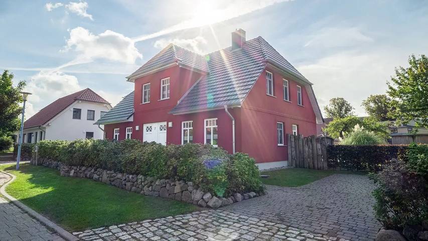 Ferienhaus für 5 Personen, mit Garten und Sauna in Wustrow