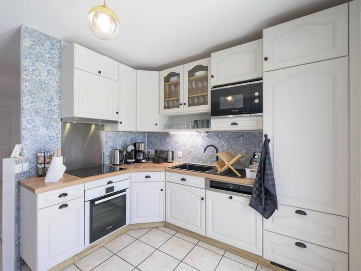 Location de vacances pour 15 personnes, avec jardin ainsi que terrasse et piscine à Veigy-Foncenex - 4