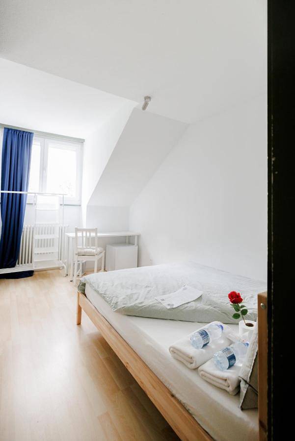 Ganze Ferienwohnung, Rustico Inn- Vintage Simple Rooms and Easy Parking direkt bei der Olma nahe Hsg und Spital in St. Gallen 8 Langgass, St. Gallen