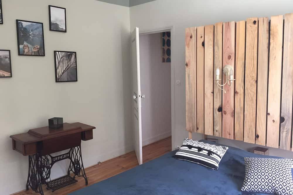 Agréable maison avec piscine privée chauffée en juillet et aout in Naintré, Vienne (France)