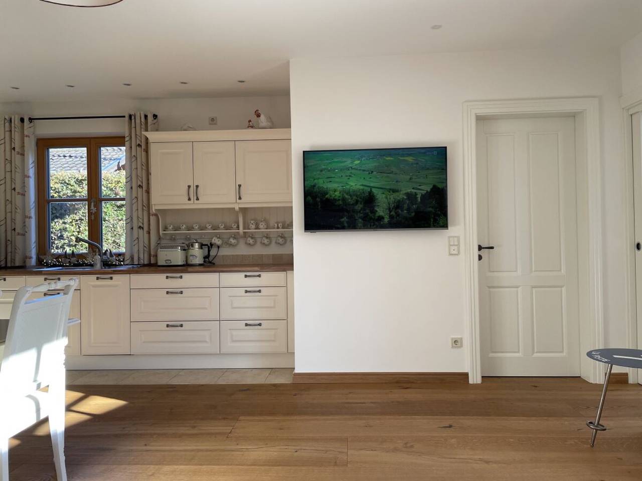 Appartement entier, Appartement 'Ferienwohnung Max 3' avec vue sur les montagnes, terrasse privée et Wi-Fi in Garmisch-Partenkirchen, Alpes bavaroises