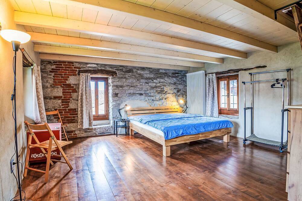 Il Glicine by Interhome in Mergozzo, Comune di Mergozzo