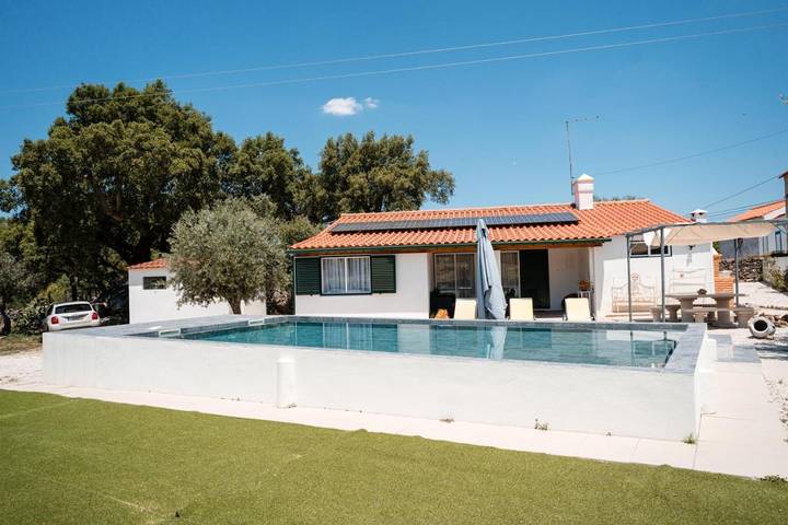 Casa rural para 6 personas, con Balcón y Terraza además de Jardín y Piscina en Castelo de Vide - 2