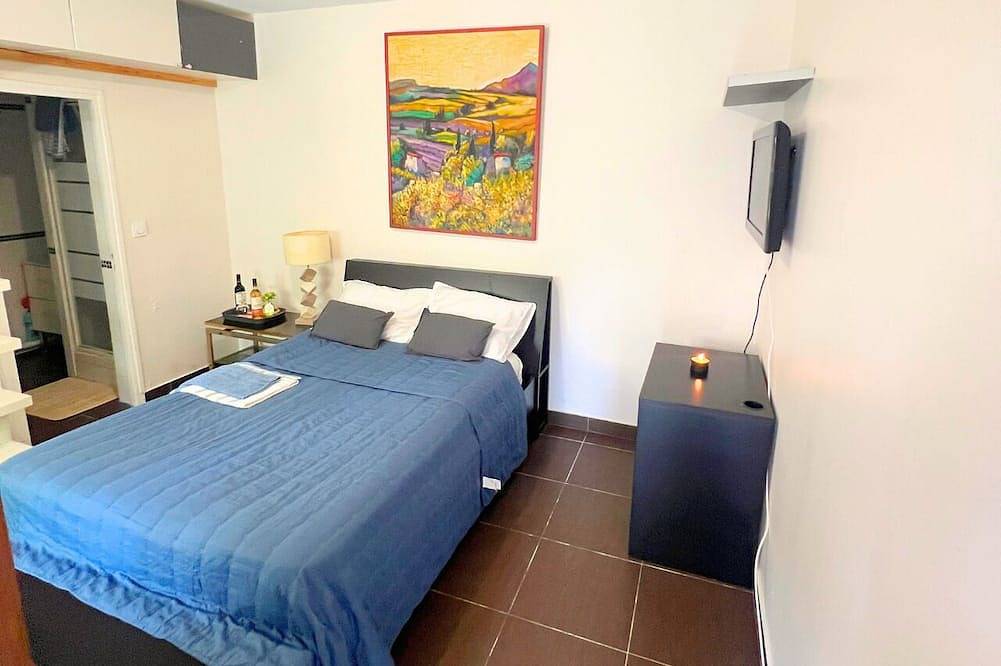 Appartement entier, Studio avec cuisine a 15min en train de Paris. in Sarcelles, Val-d'Oise