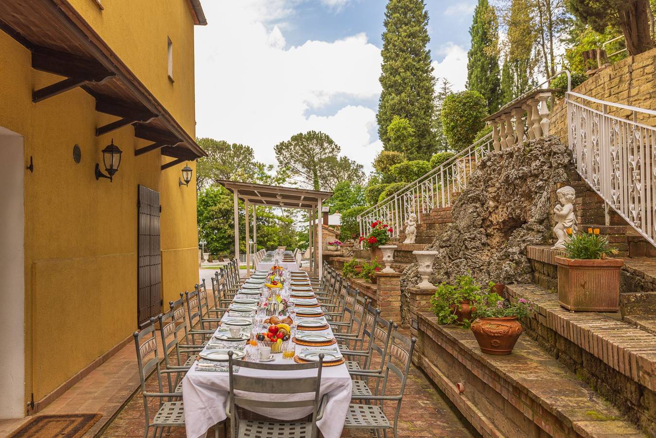 Villa für 36 Personen mit Pool in Chiusi, Chianti