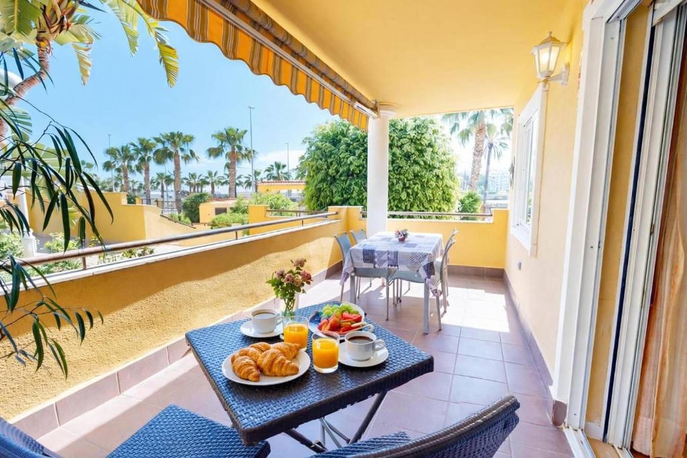 Entire apartment, Apartment in Cascada de Las Marinas, 300m from the beach in Las Marinas, Dénia