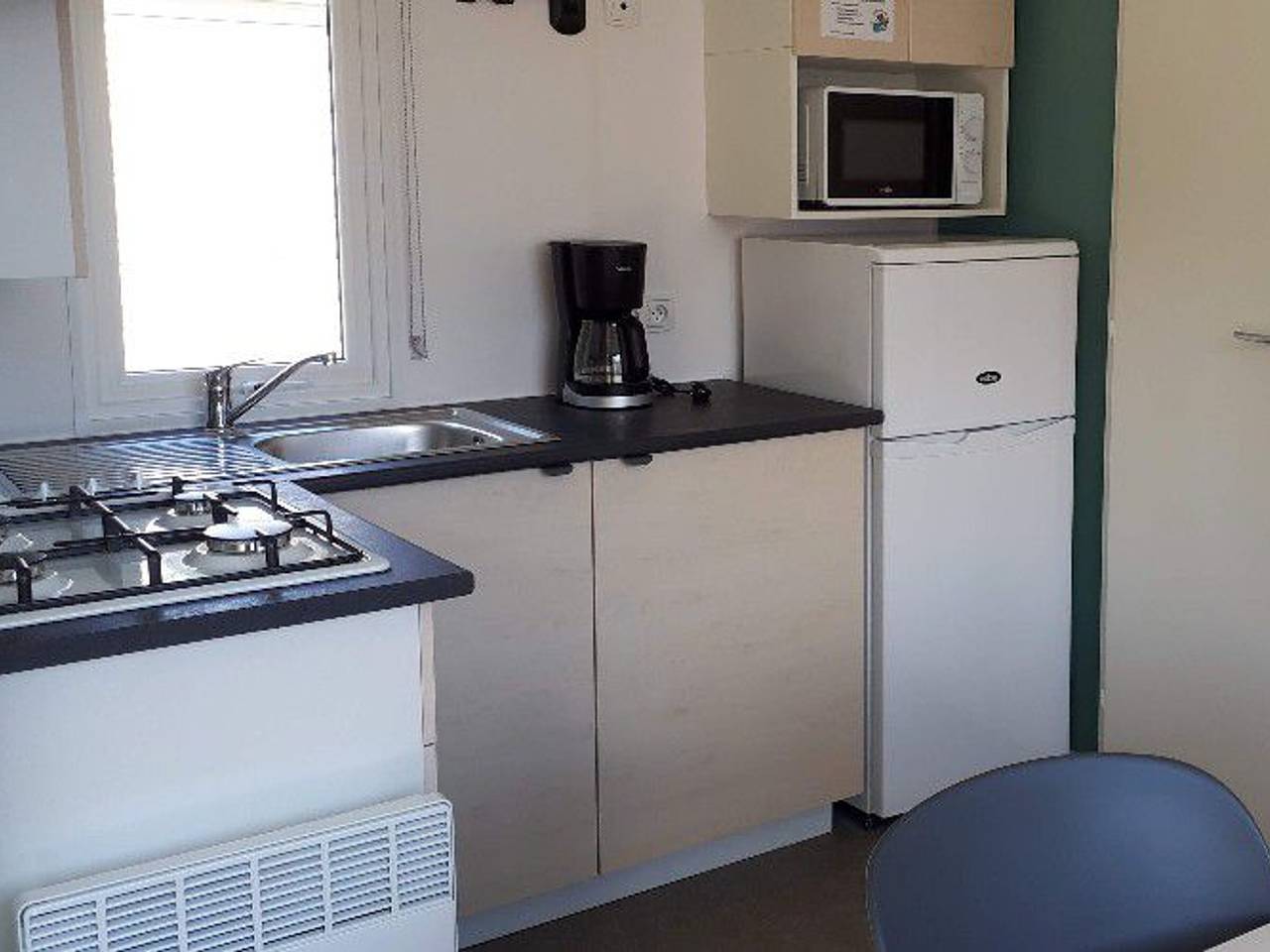 Casa móvil cómoda para 4 personas con terraza en Langogne in Langogne, Macizo Central
