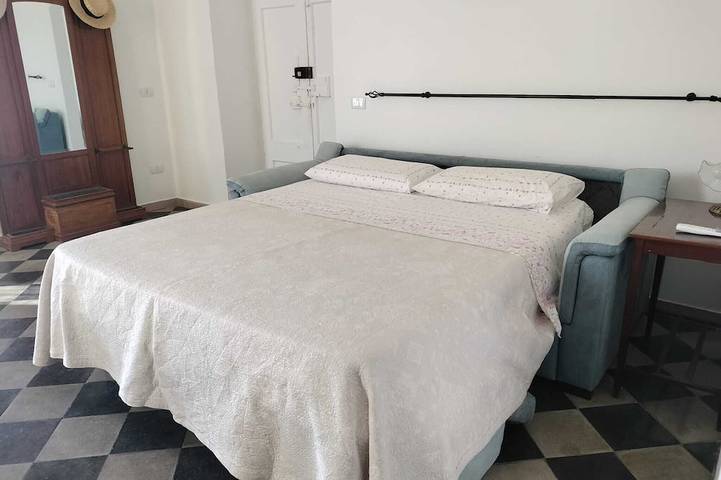 Hel lägenhet, Country house over the bay of Sorrento with an amazing  view of Vesuvius in Sorrento, Neapel provins