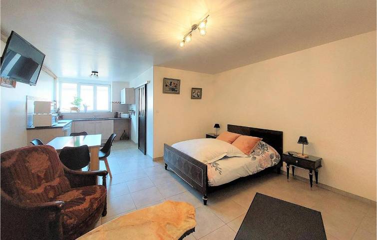 Gîte pour 2 personnes, avec jardin dans Corre - 3