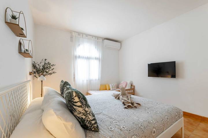 Ferienwohnung für 2 Personen, mit Garten und Pool, kinderfreundlich in Costa Teguise - 4