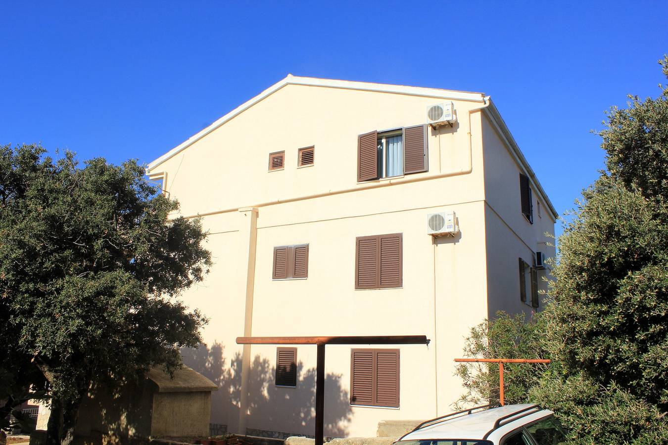 Zimmer mit Terrasse und Meerblick Mandre, Pag S-3557-b in Mandre, Pag