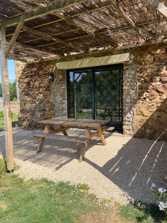Location de vacances pour 6 personnes, avec vue ainsi que terrasse et jardin à Aiguèze - 2