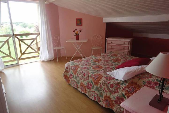 Location de vacances pour 5 personnes, avec jacuzzi ainsi que jardin et terrasse dans Réserve naturelle du Marais d'Orx - 2