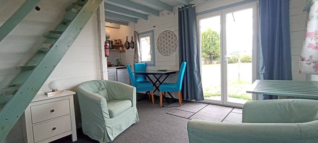 Cottage du Verger de Pommiers – Chalet nature idyllique pour 3 personnes in Savigny-le-Vieux, Région d'Avranches