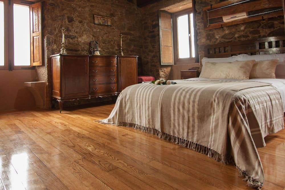 Ländliches Haus in Santiago de Compostela restauriert mit privatem Parkplatz in Santiago de Compostela, La Coruña Provinz