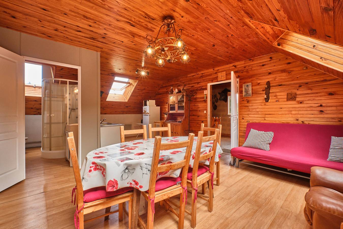 Holiday Home 'Des Granges' with Mountain View, Private Terrace and Wi-Fi in Tréminis, Isère