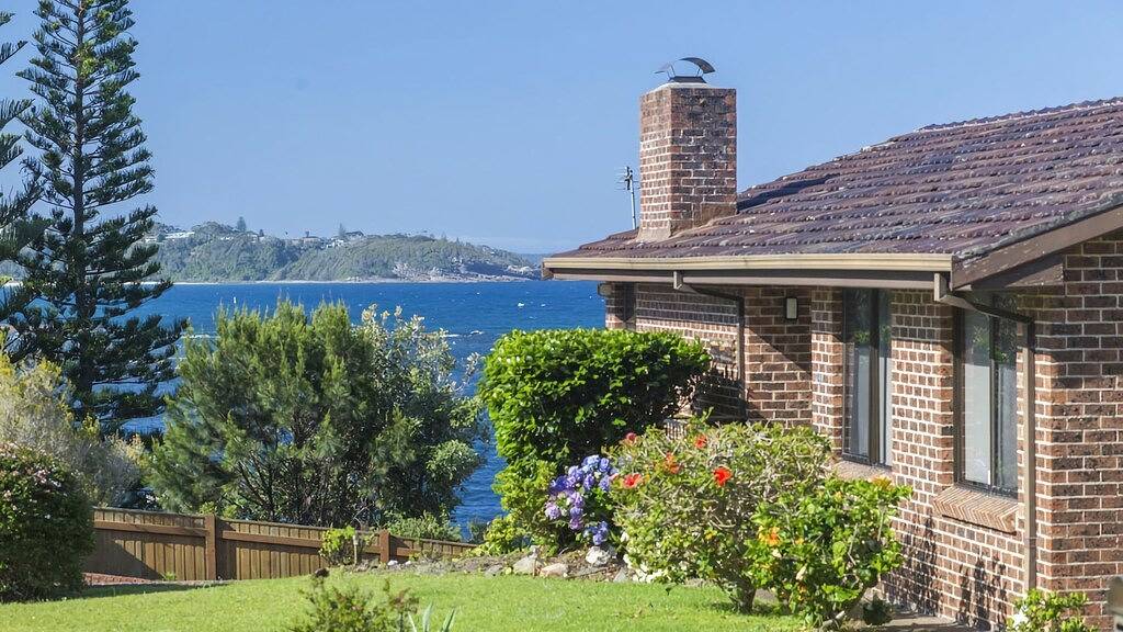 Holiday Home for 8 People in Mollymook, New South Wales