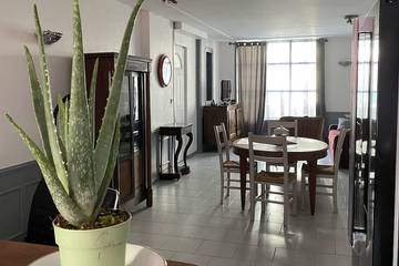 Gîte pour 4 personnes, avec terrasse à Villers-Cotterêts