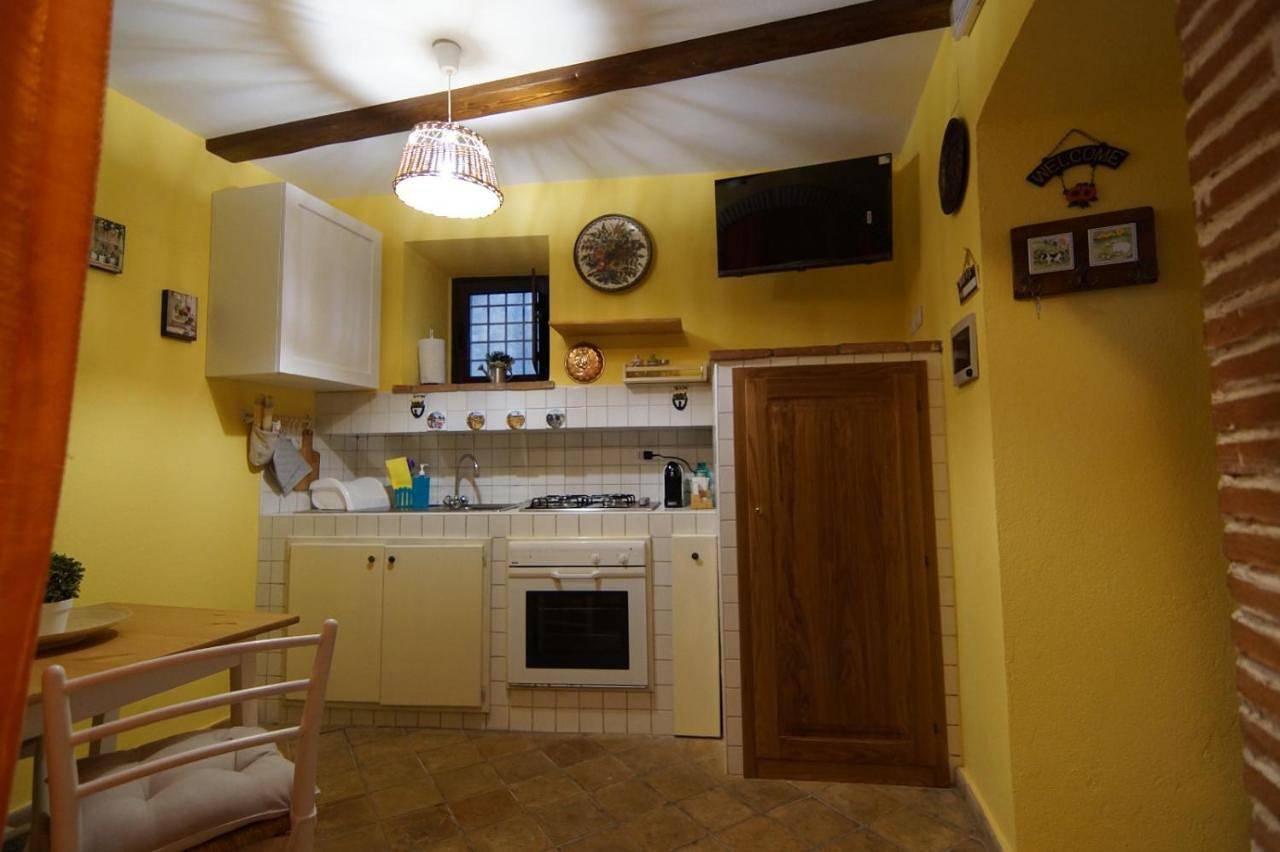 Appartamento intero, Studio Apartment in Rocca di Mezzo, Parco Naturale Regionale Sirente-Velino
