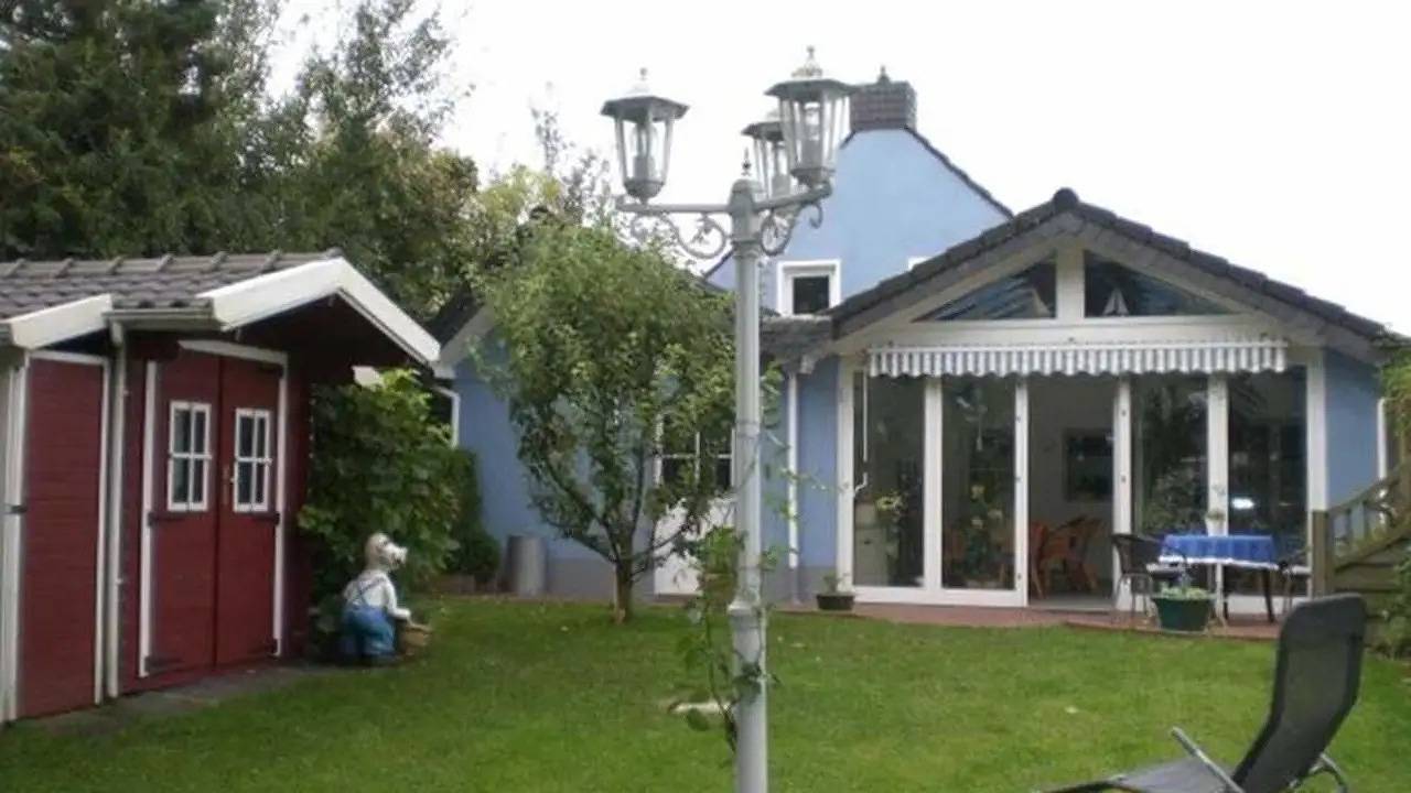 Ganze Ferienwohnung, Ferienwohnung für 2 Personen (43 m²) in Leer in Leer, Ostfriesland