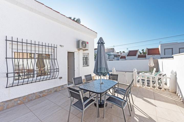 Casa rural para 6 personas, con jardín en Torrevieja - 4