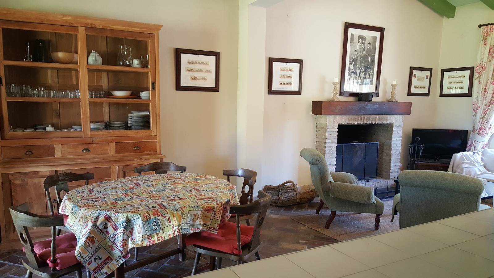 Villa espaciosa con piscina privada en Puerto Serrano in Puerto Serrano, Provincia de Cádiz