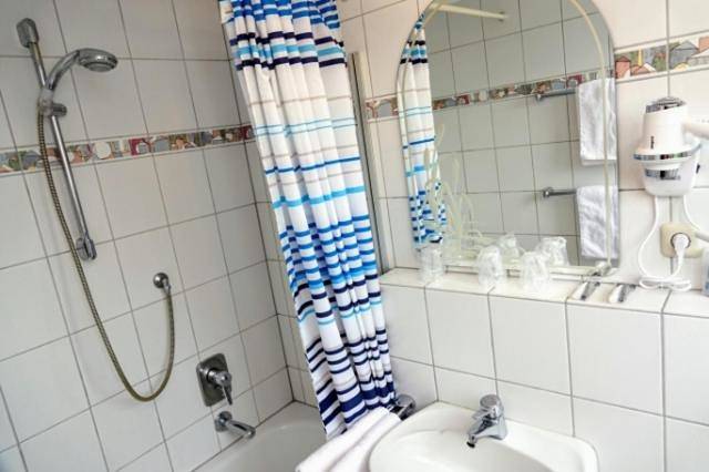 Gîte pour 3 personnes, avec jardin à Kehl - 4