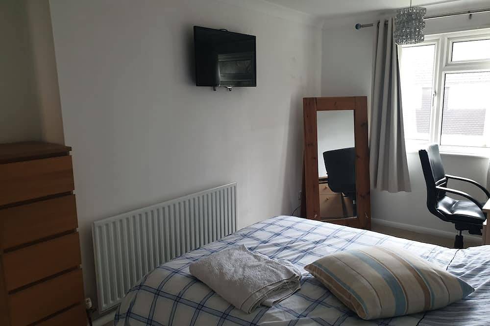 Spacious 3 bedroom House beside Stansted in Bishop's Stortford, Hertfordshire