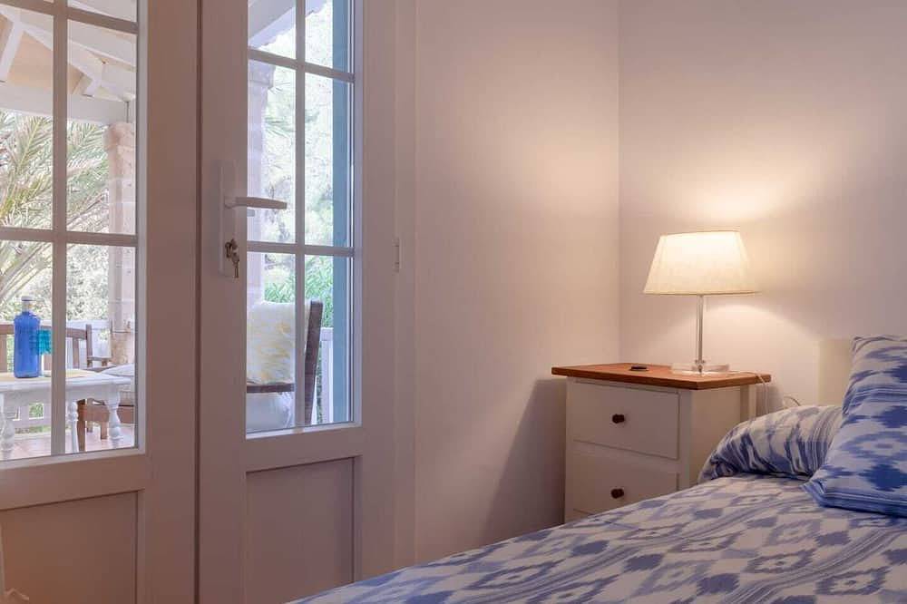 Villa Herdain, drei Schlafzimmer, Klimaanlage, Pool, sehr nah am Strand in Bonaire, Alcúdia