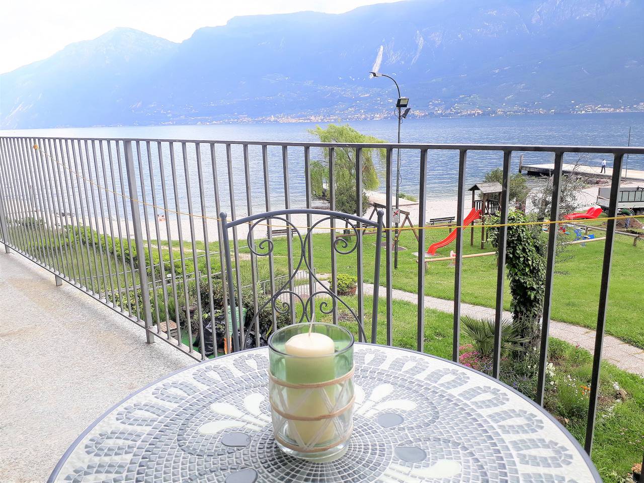 Ganze Wohnung, Campione Giulia Exclusive Lakefront in Tremosine, Gardasee-Berge
