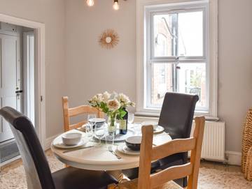 Holiday Rental for 5 People in Caister-on-Sea, Great Yarmouth, Photo 4