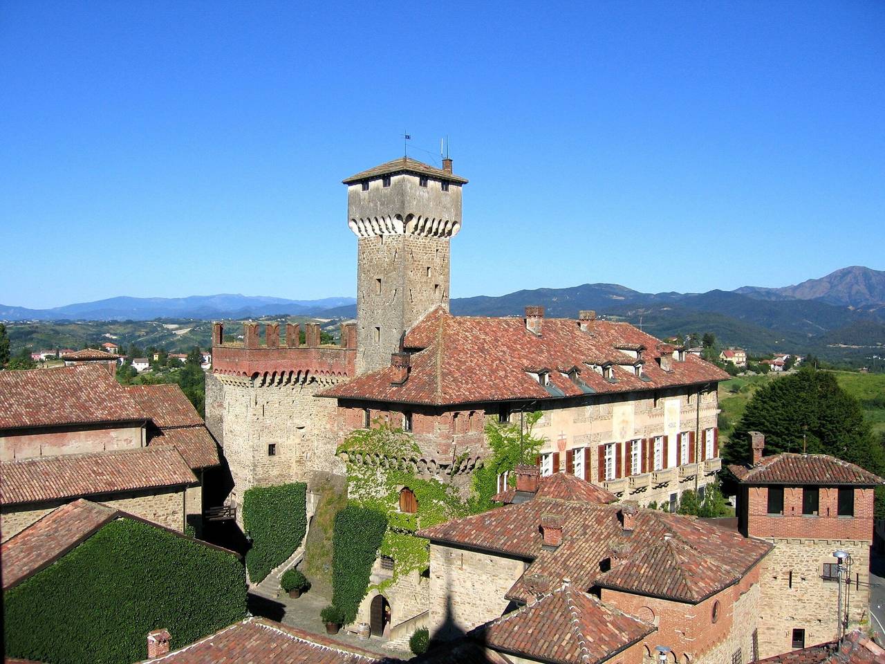 Casa en Monferrato con vistas al castillo in Tagliolo Monferrato, Provincia d'Alessandria