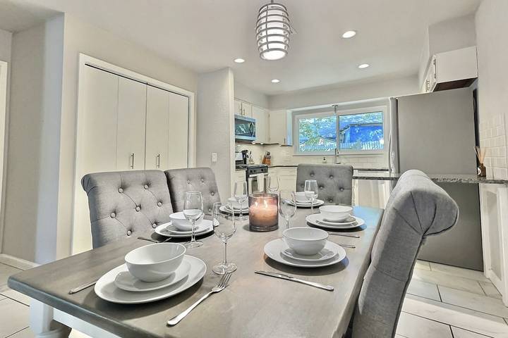 Apartment for 13 people, with yard and balcony as well as hot tub, with pets in Austin (TX)