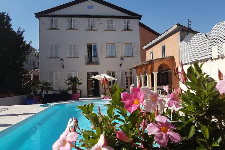 Maison de vacances pour 10 personnes, avec jardin et terrasse à Lyon