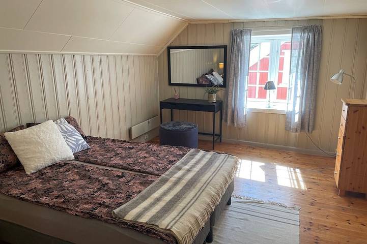 Ganze Wohnung, 1 Bedroom Apartment, Centrally Located in Bamble
