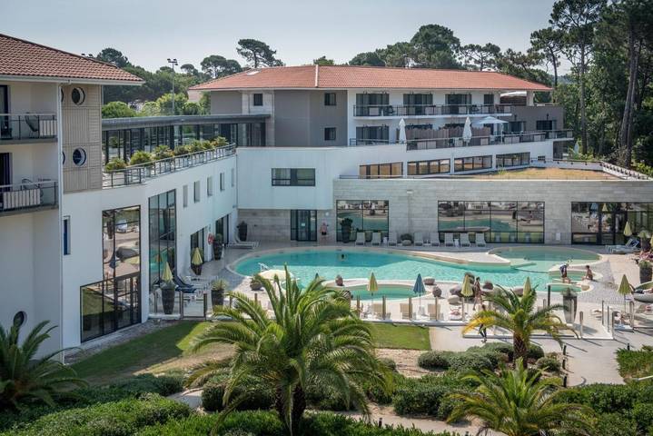 Hôtel pour 3 personnes, avec sauna et piscine ainsi que vue et jardin, animaux acceptés dans Thalazur (Arcachón)