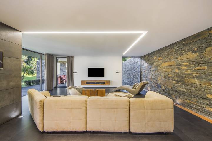 Ferienhaus 'Quinta Fontelas' mit Seeblick, WLAN und Klimaanlage in Louredo (Santa Maria da Feira), Lobão, Gião, Louredo e Guisande